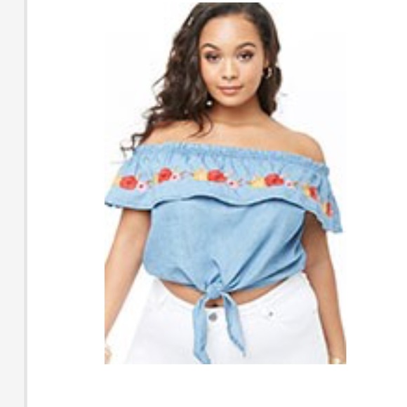 Forever 21 Tops - Floral Denim Crop Top Never Worn Forever 21 Tops - Floral Denim Crop Top Never Worn